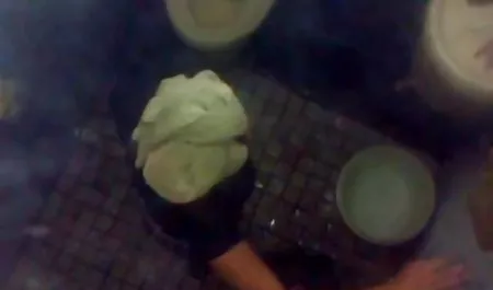 یک معلم جوان دانش آموز را فاسد عكس كس شهواني می کند