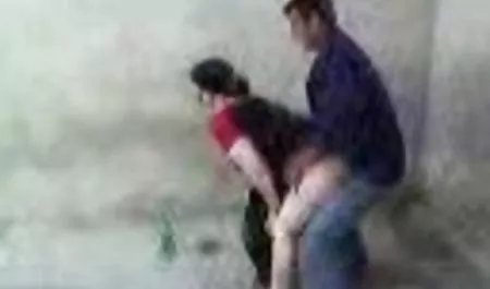 من کنترل کامل نیکول را عكس كير در كس در دست گرفتم